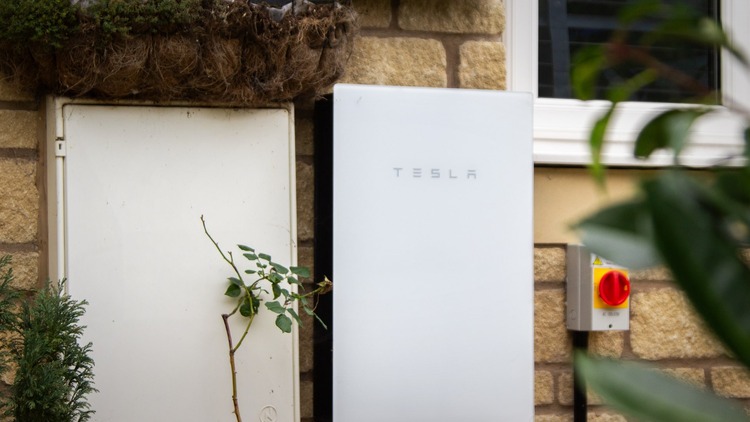 Tesla Gateway install